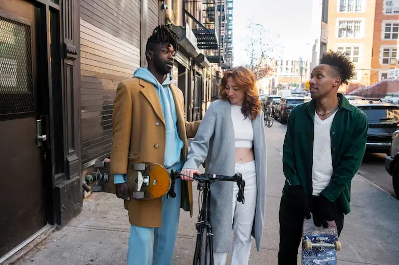 understanding urban social life